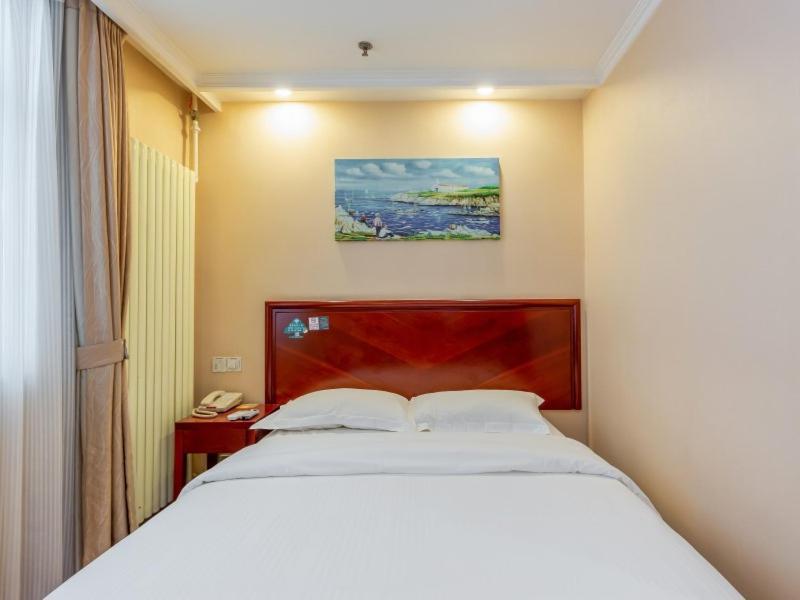 Greentree Inn Beijing Yanqing District Railway Station North Plaza South Caiyuan Hotel מראה חיצוני תמונה